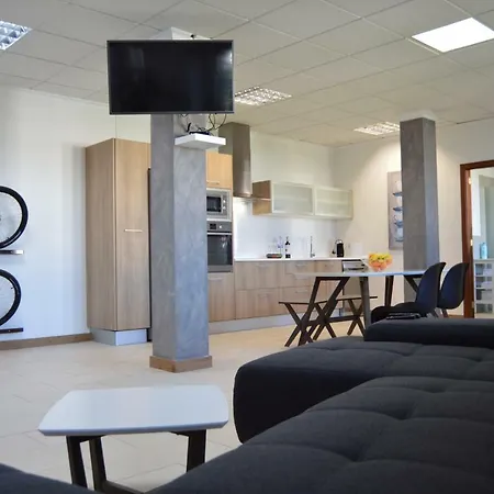 Moai Loft *