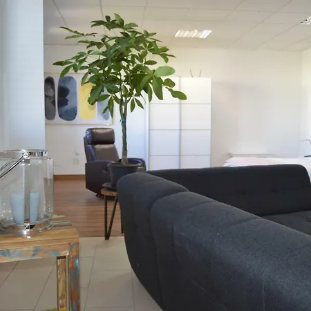Moai Loft